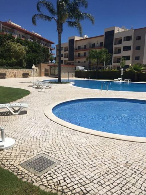 3 Bedroom Apartment With Pool In Lagos Dış mekan fotoğraf